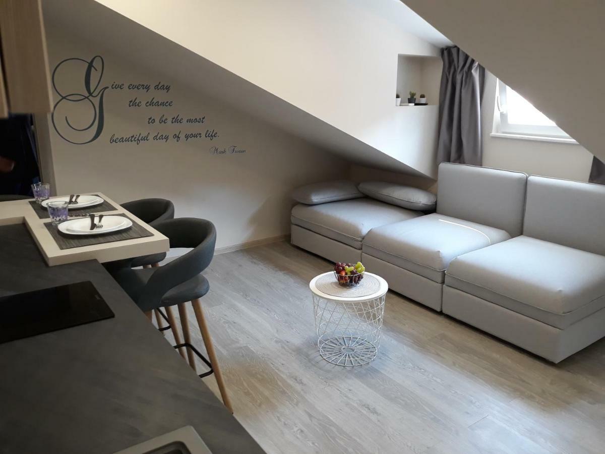 Center Apartment Dalu Póla Kültér fotó
